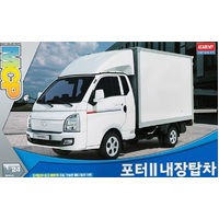 Academy 1/24 PORTER ? Box Truck Plastic Model Kit