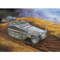 Dragon 1/35 Sd.Kfz.10 + 10.5cm le.SH.18 Plastic Model Kit [6939]