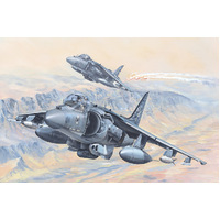 HobbyBoss 1/18 AV-8B Harrier II Plastic Model Kit [81804]
