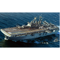 HobbyBoss 1/700 Bonhomme Richard LHD-6 Plastic Model Kit [83407]