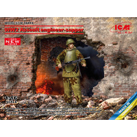 ICM 1/16 WW2 Soviet assault engineer-sapper Plastic Model Kit