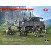 ICM 1/35 AHN 'Gulaschkanone' with cooks Plastic Model Kit