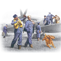 ICM 1/48 RAF Pilots and Ground Personnel (1939-1945) (7 Figures) Plastic Model Kit