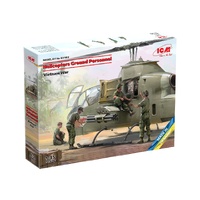 ICM 1/35 Helicopters Ground Personnel (Vietnam War) Plastic Model Kit