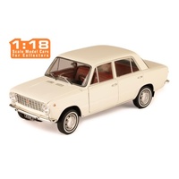 IXO Models 1/18 Fiat 124 1971