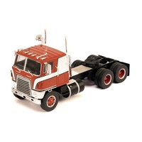 IXO Models 1/43 International Transtar COE Red