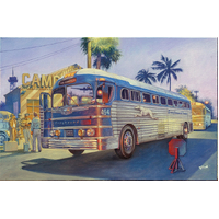 Roden 1/72 PD-3701 Silverside Bus - 1947 Plastic Model Kit