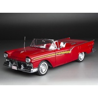 Sun Star 1/18 1957 Ford Fairlane 500 Skyliner - Flame Red