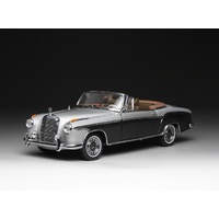 Sun Star 1/18 1960 Mercedes-Benz 220 SE Cabriolet - Grey / Dark Grey