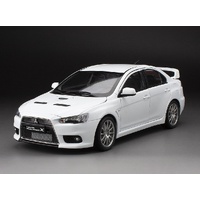 Sun Star 1/18 Mitsubishi Lancer Evolution X - White (New Tooling)