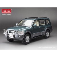 Sun Star 1/18 Mitsubishi Pajero V73 - Green Metallic (New Tooling)