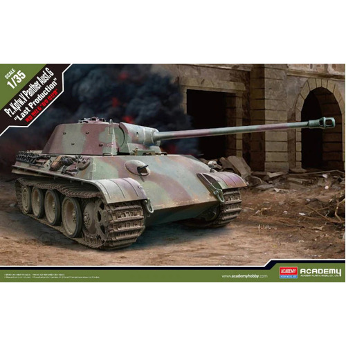 Academy 1/35 German Panther Ausf. G Plastic Model kit [13523]