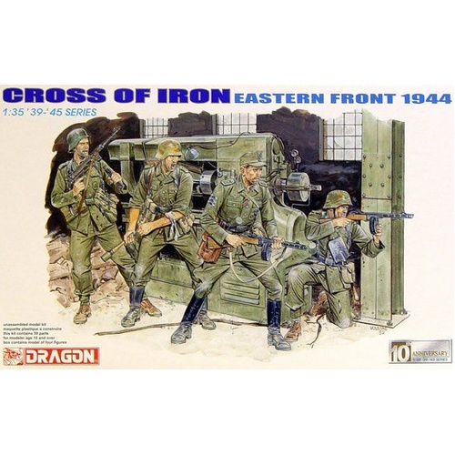 Dragon 1/35 Cross of Iron Eastern Front 1944 Plastic Model Kit