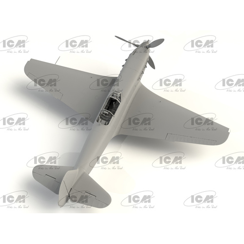 ICM 1/32 Yak-9T WWII Soviet fighter Plastic Model Kit