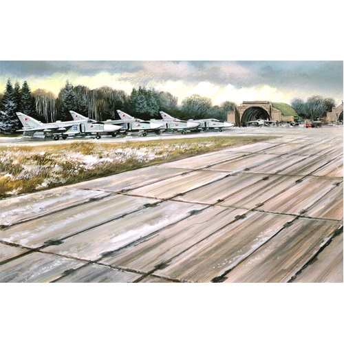 ICM 1/48 Soviet PAG-14 Airfield PLates (32 pieces) (543×324 mm) Plastic Model Kit