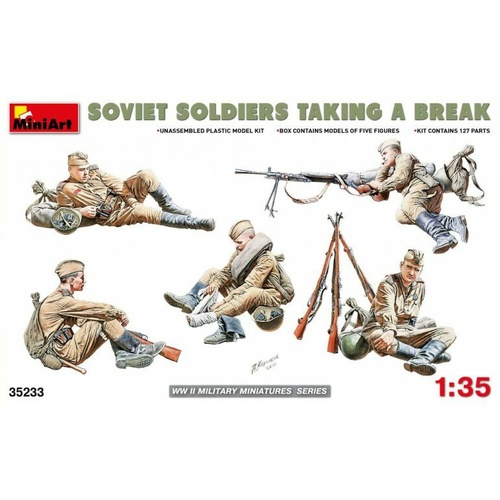 MiniArt 1/35 Soviet Soldiers Taking a Break Plastic Model Kit