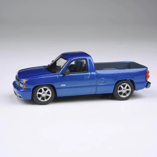 Para64 1/64 2006 Chevrolet Cateye Silverado Single Cab Ming Blue LHD Diecast Model Car