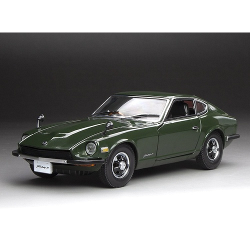 Sun Star 1/18 1970 Fairlady Z (S30) - Dark Green (RHD)
