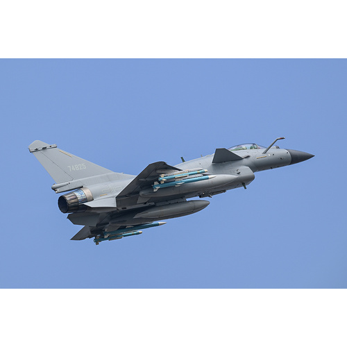 Trumpeter 1/72 Chinese J-10C Fighter Plastic Model Kit